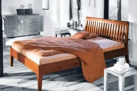 Holzbett Merlito